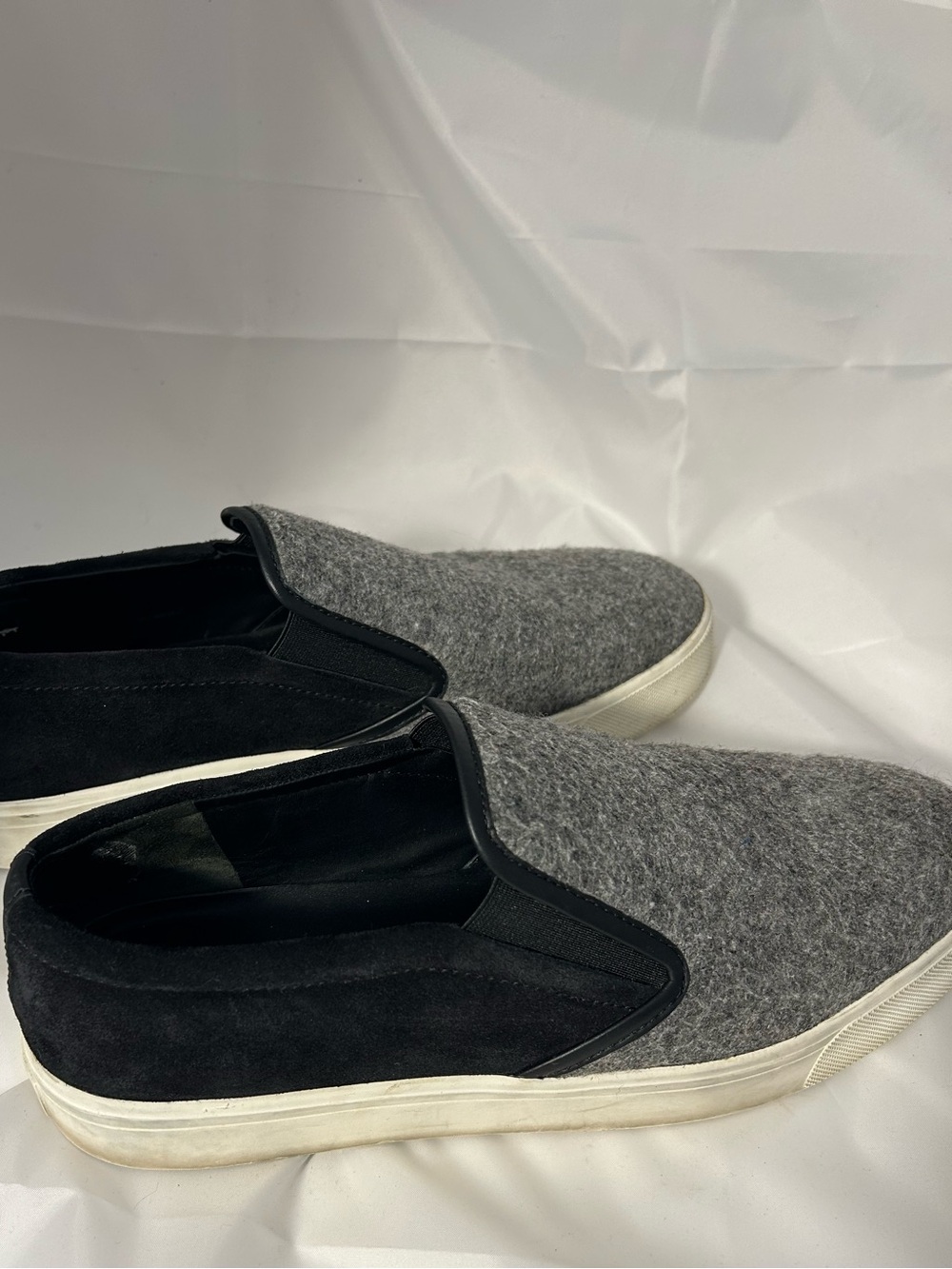 Vince Men’s Banler Wool & Suede Slip-on Sneakers - Gray & Black Sz 9